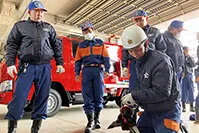 【写真】尾西消防署で新車両の取り扱い説明会2
