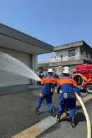 【写真】豊川市消防団の放水訓練の様子