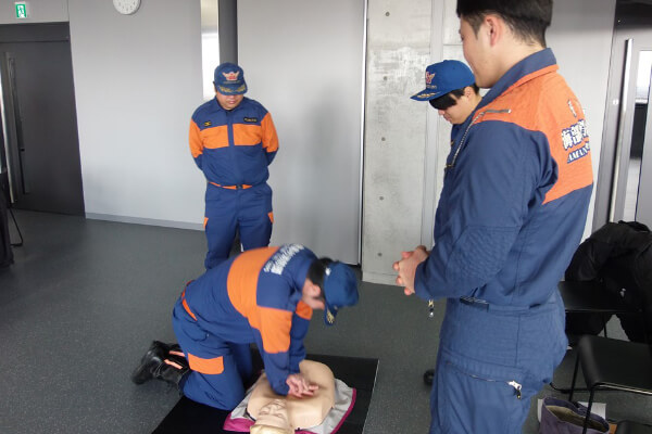【写真】飛島村消防団-救命講習を受講-2