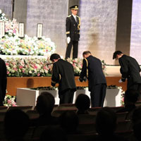 令和4年度愛知県警察消防殉職者慰霊祭を実施しました。