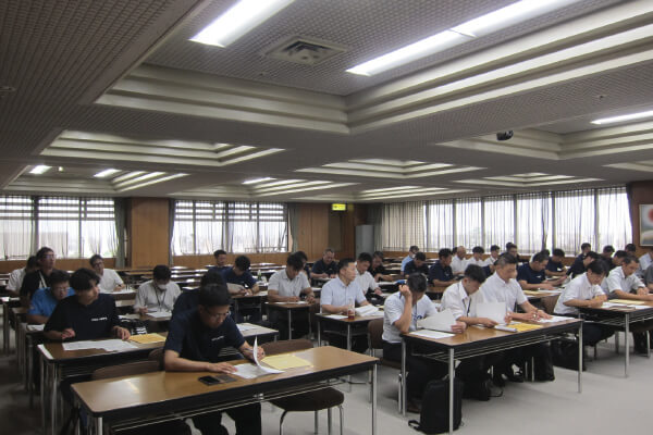事務担当者会議の様子1-写真